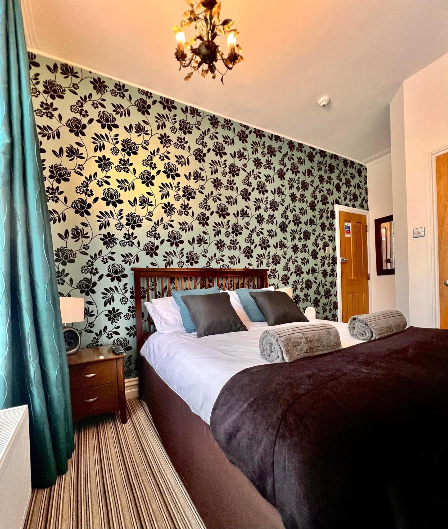 Bamboo Guesthouse Борнмут Экстерьер фото