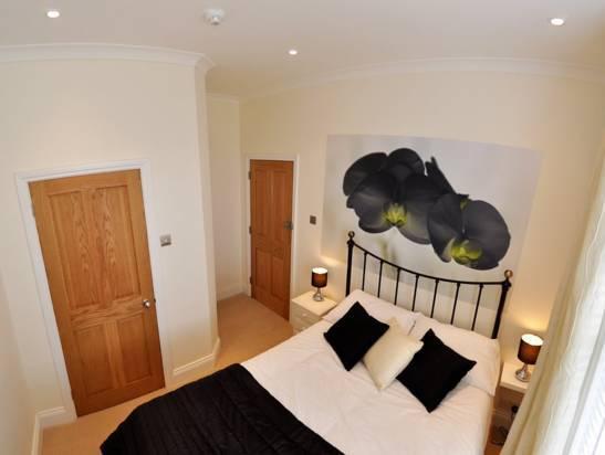 Bamboo Guesthouse Борнмут Экстерьер фото