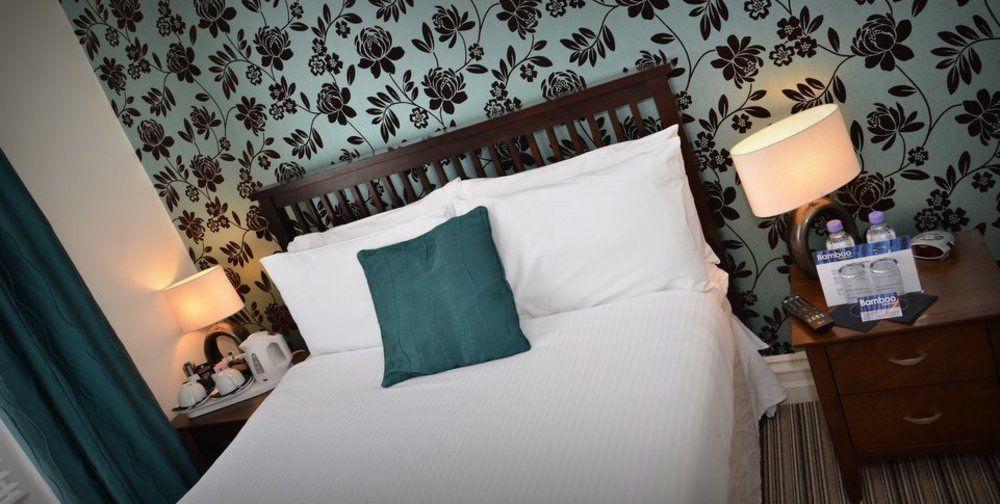 Bamboo Guesthouse Борнмут Экстерьер фото